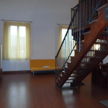 Village イーモラ