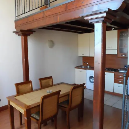 アパートホテル Village