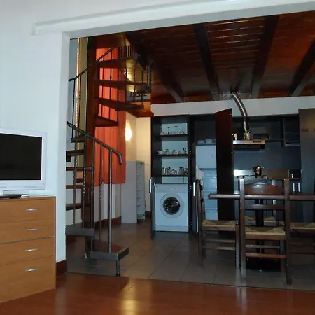 Village アパートホテル *