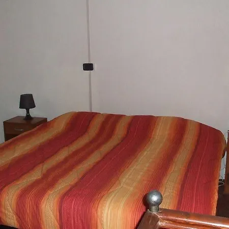 Village イーモラ