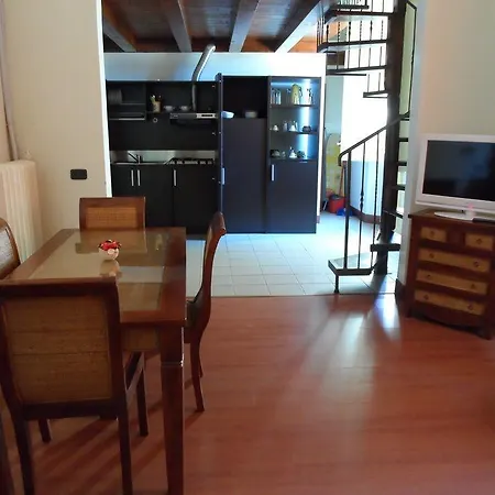 アパートホテル Village