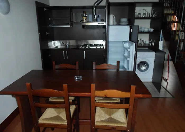 Village Aparthotel *