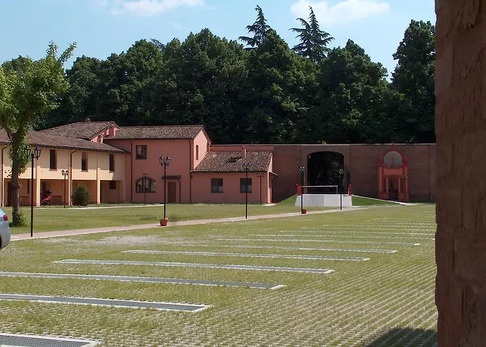 Apart-hotel Village Imola