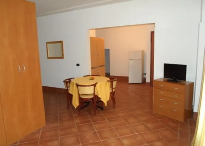 Village Apart-hotel *