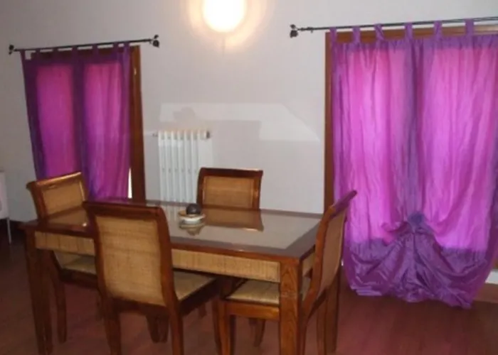 Village Aparthotel *