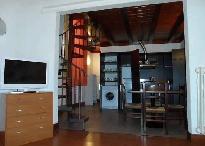 Village Aparthotel *